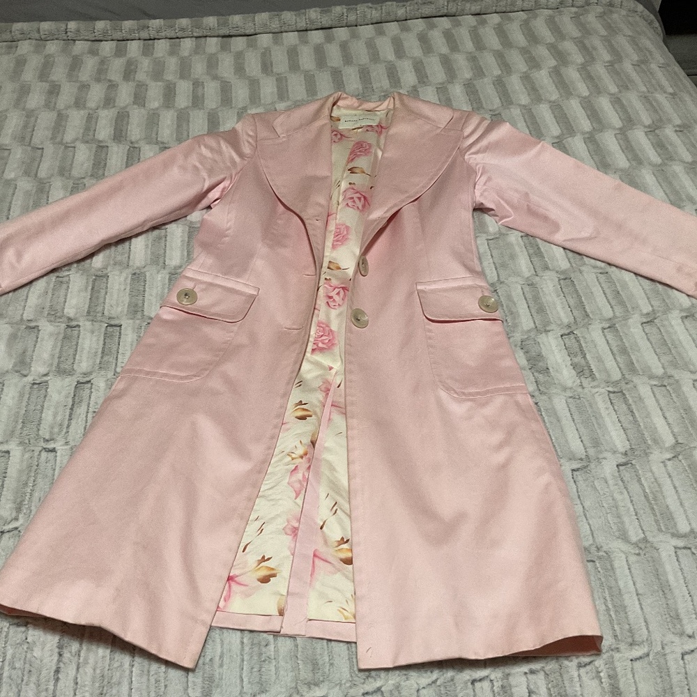 Banana Republic size small pink trench with floral lining - Picture 4 of 6